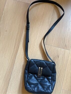 Vince Camuto Quilted Black Crossbody Bag - Minimal Leather Shoulder Bag